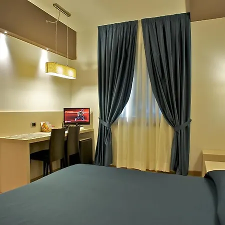Hotel Sam 3*